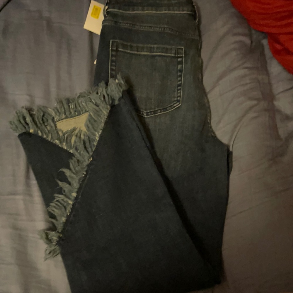 Im selling a pair of 1.state jeans